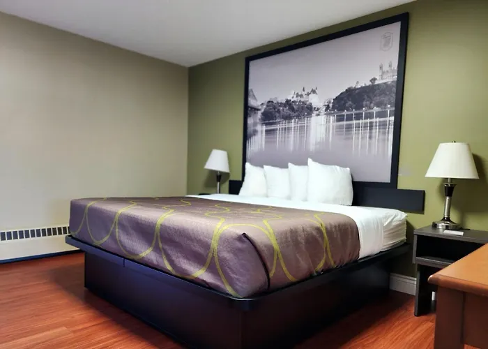 Super 8 By Wyndham Pembroke