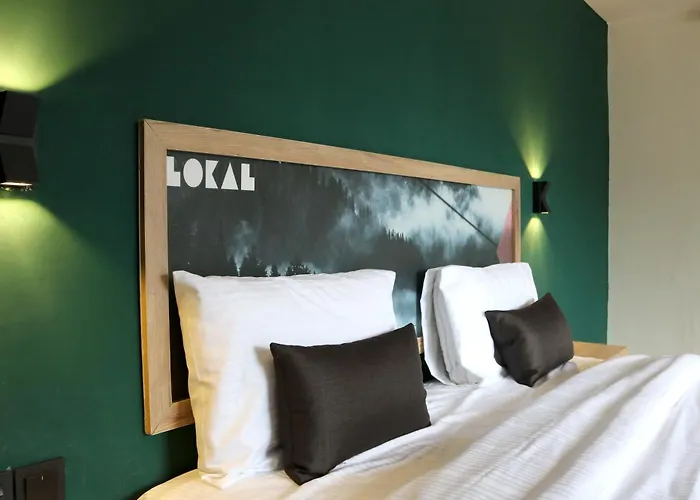 Lokal Rooms X Naran Kunhar River