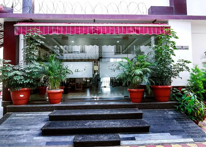 Hotel White Grand Shimla - In City Centre - A Centrally Heated Hotel
