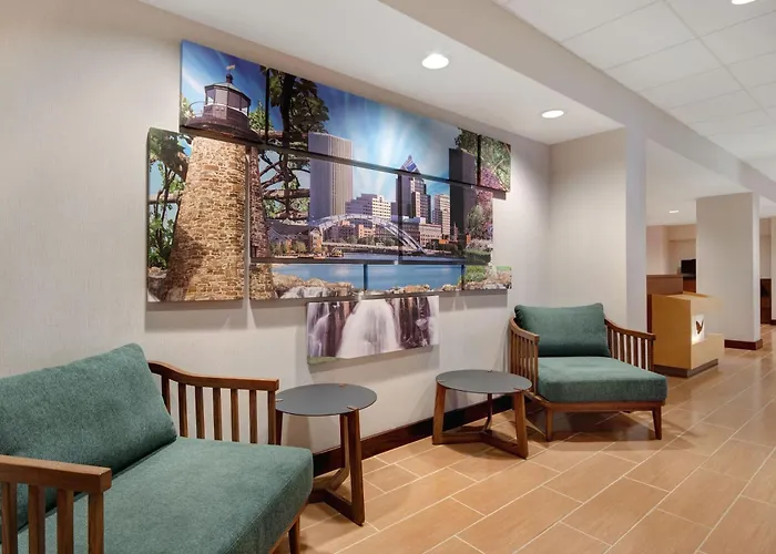 Fairfield Inn And Suites By Marriott Rochester West/Greece