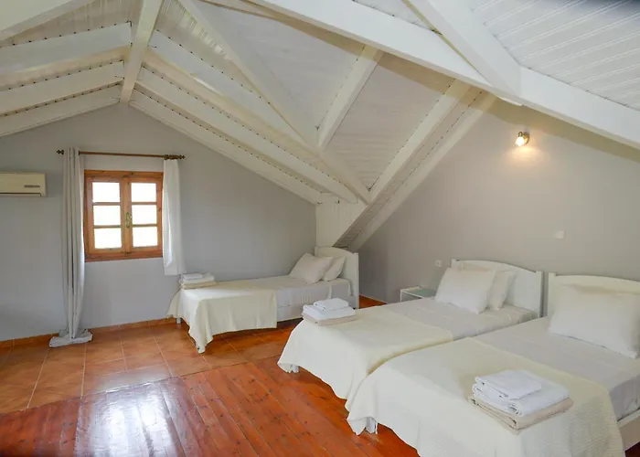 Albouro Seafront Apartments