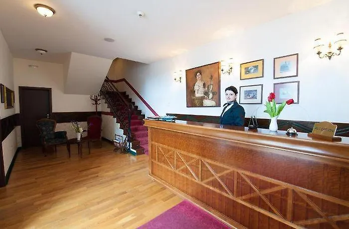 Hotel Ana