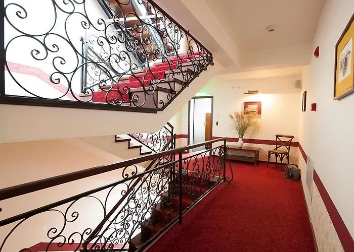 Hotel Ana