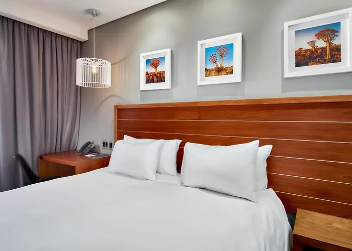 Protea Hotel By Marriott Pretoria Hatfield