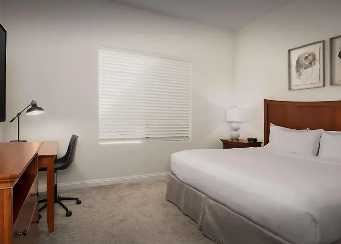 Embassy Suites La Quinta Hotel & Spa
