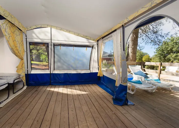 Easyatent Bungalow Tent Lanterna