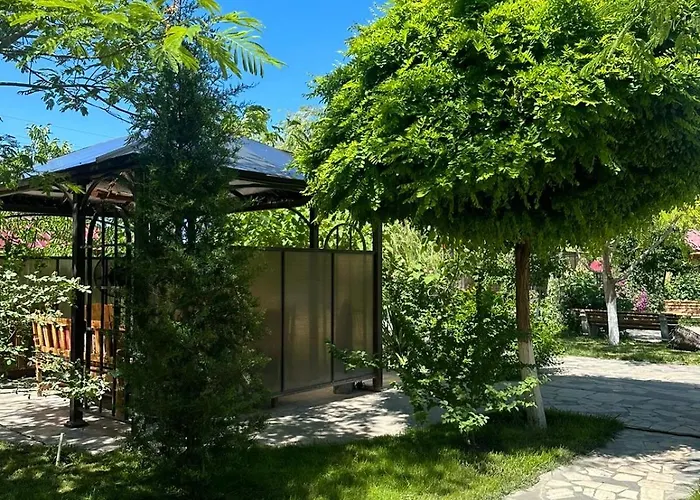 Ralina Restaurant And Hotel