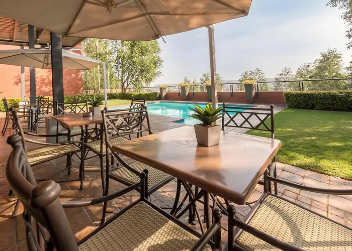 Road Lodge Centurion