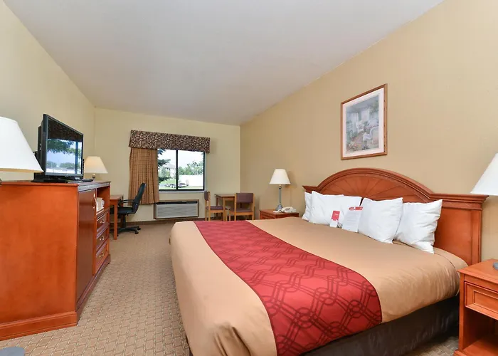 Express Inn & Suites