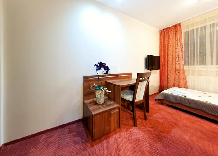 Hotel-24
