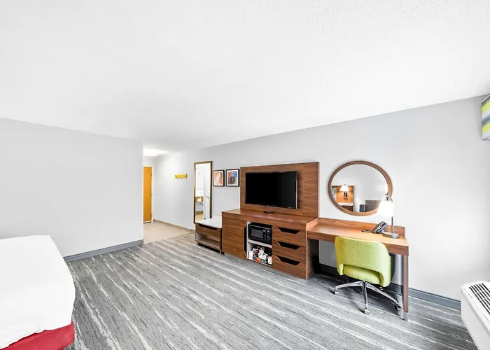 Hampton Inn South Heritage Park