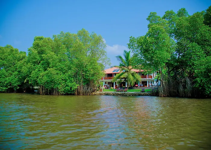 Lagoon Bentota Resort