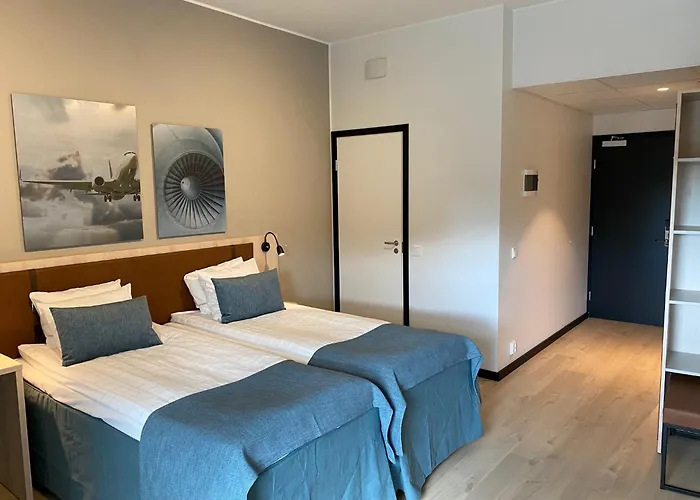 Pilot Express Airport Hotel