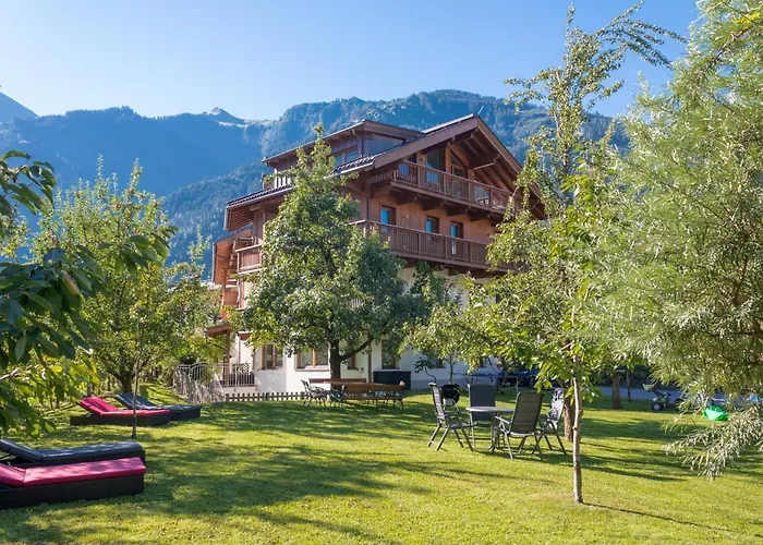 Apart Central – Premium Mountain&Garden Mayrhofen