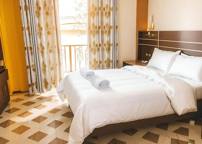 Hotel Balcones Plaza