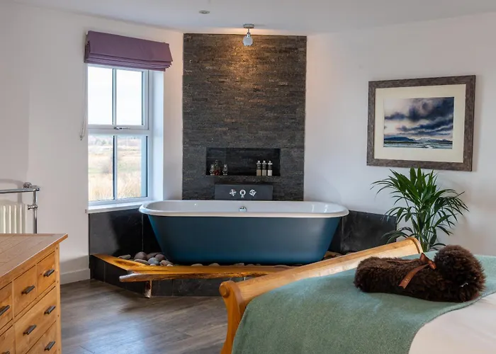Dark Skye Cottage