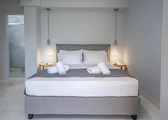 Mary'S Studios & Apartment