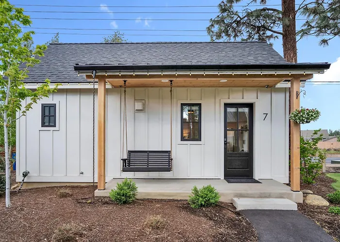 The Scout Boutique Cottages