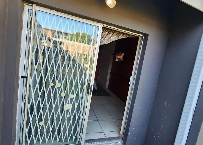 Wampex Guest House In Rustenburg