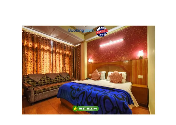 Hotel King Palace - Nature-Valley-Luxury-Room - Prime Location With Parking Facilities