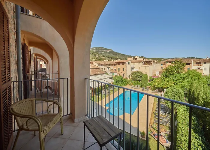 Hotel Ca'L Bisbe