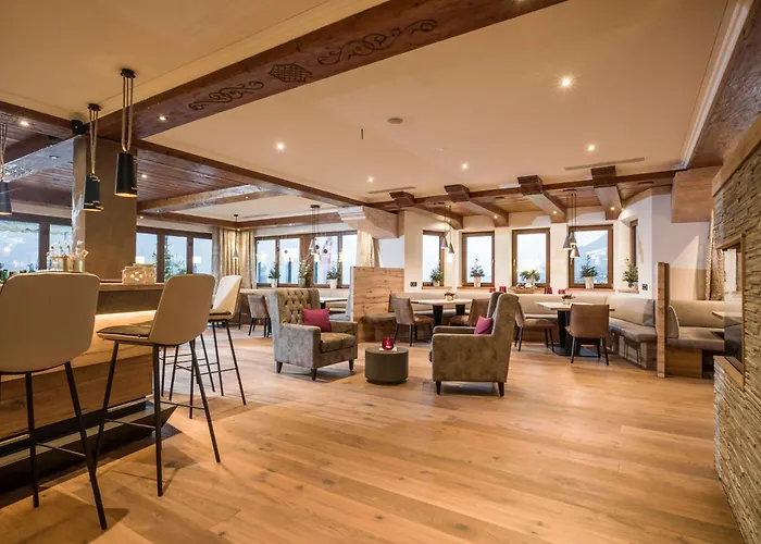 Hotel Waldfriede - Panoramic View Zillertal