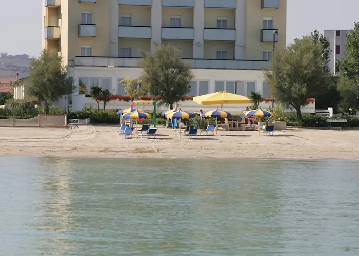 Gfh - Hotel Ruhig