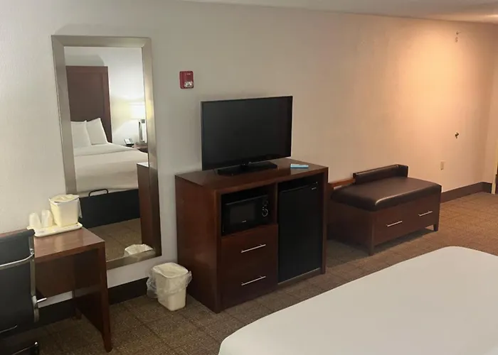 Comfort Inn & Suites Jackson North