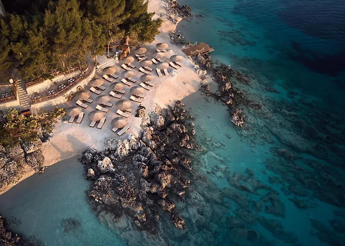 Nobelos Seaside Lodge