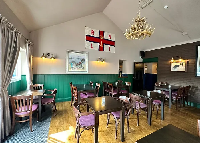 The Prince Albert Pub & Hotel With Onsite Free Parking 2 Minutes From Legoland