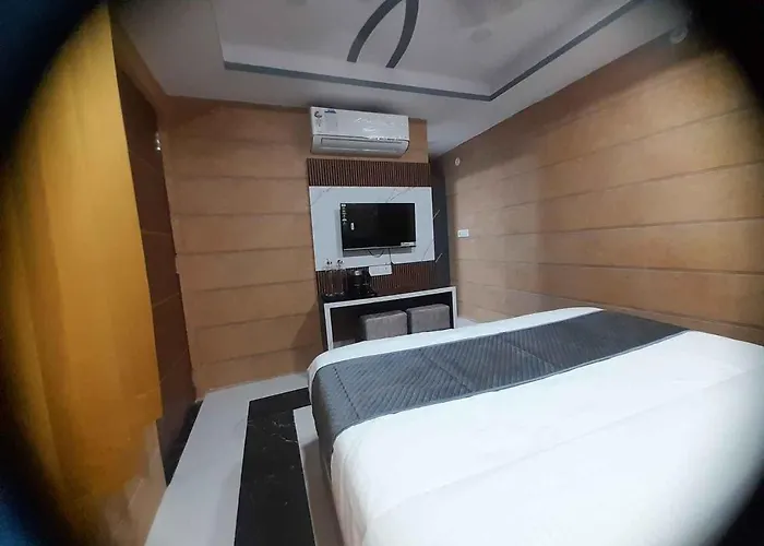 Hotel Asha Delight