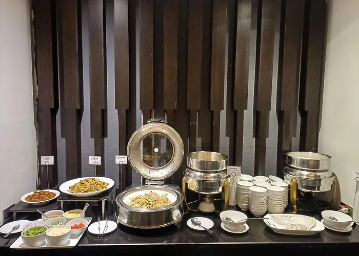 Sunee Grand Hotel And Convention Center
