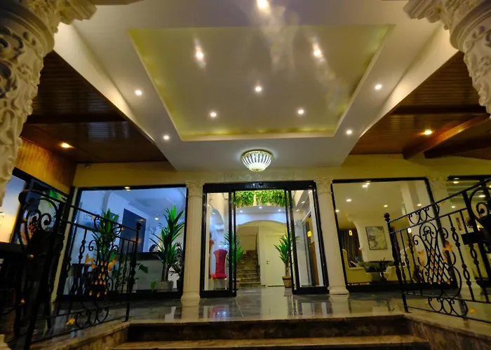 Elada Luxury Otel