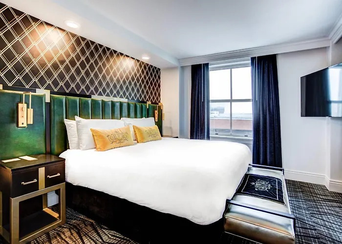 The Warrior Hotel, Autograph Collection
