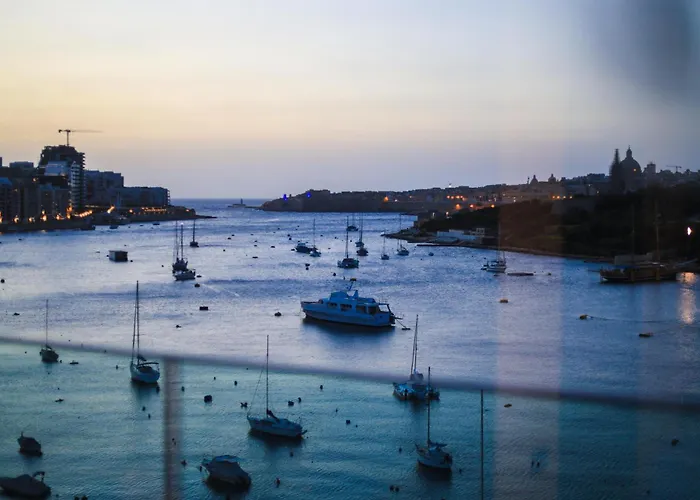 Verdi Gzira Promenade