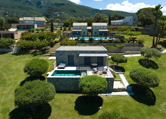 Hotel U San Daniellu Villas Et Chambres