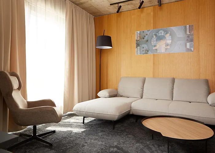 Air Hotel