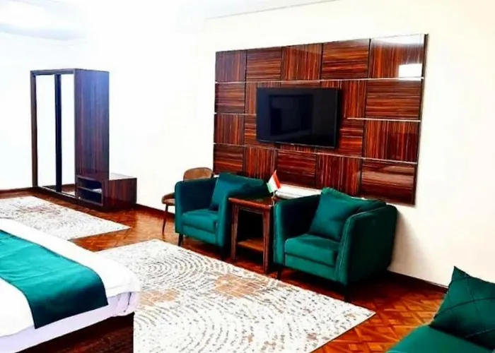 Hotel Ayni