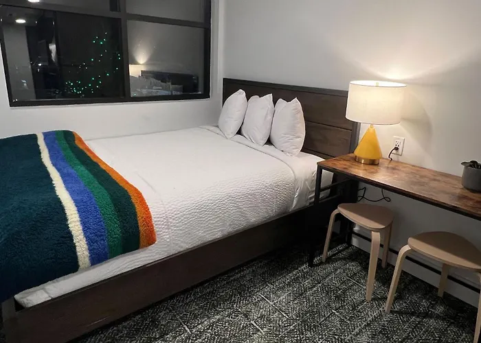 The Block Hotel & Commons