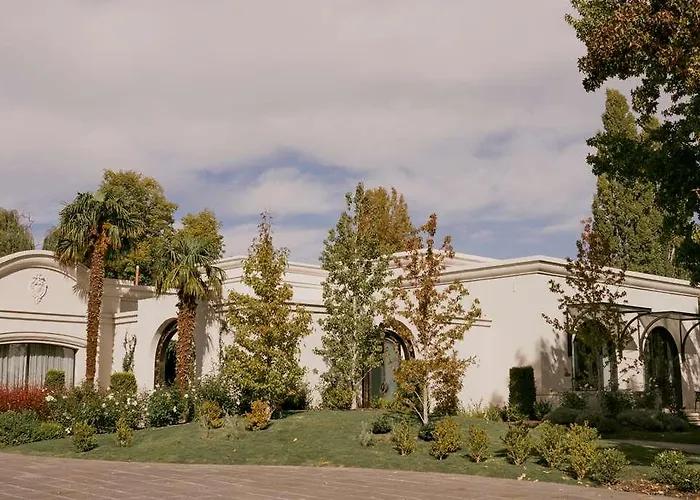 Sb Winemakers House And Spa Suites