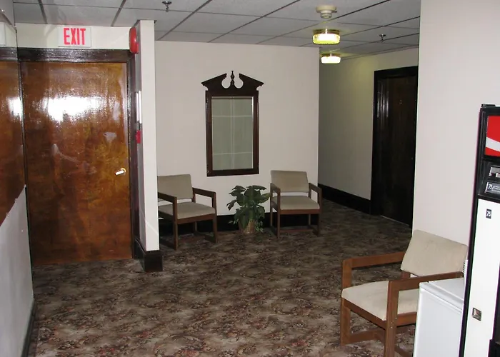 Old National Hotel