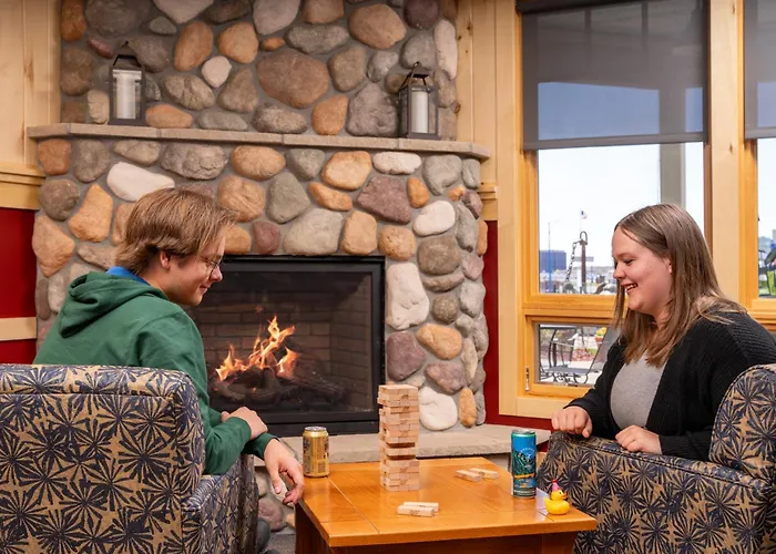 Park Point Marina Inn Duluth