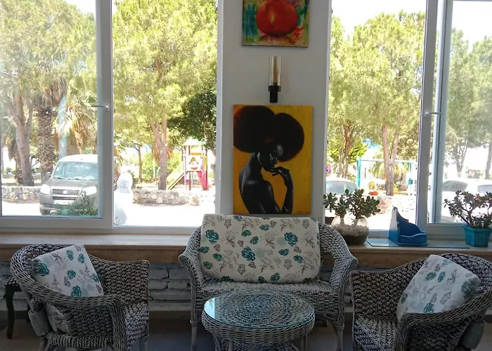 Bahama Art Hotel