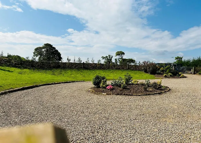 Sneaton Castle