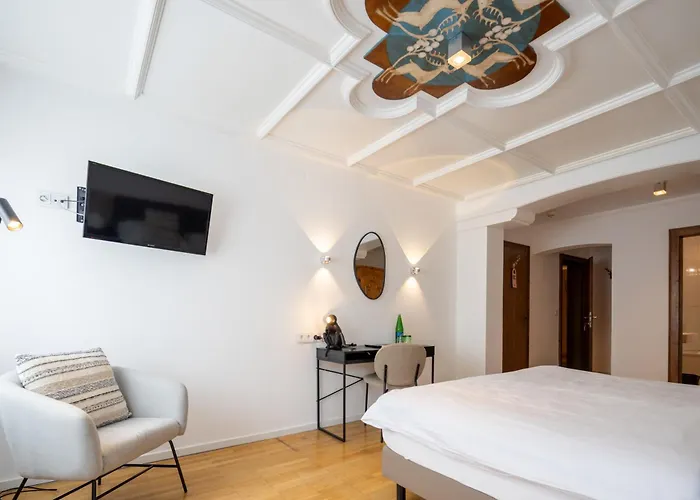 Q! Hotel Maria Theresia