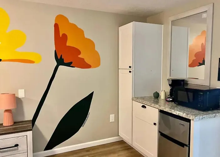Wildflower Room At The Trailblazer Unit 10