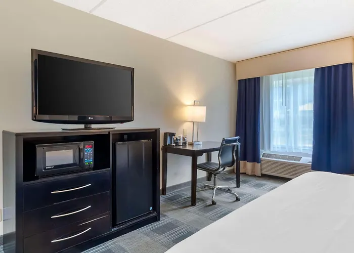 Best Western Hartford Hotel And Suites