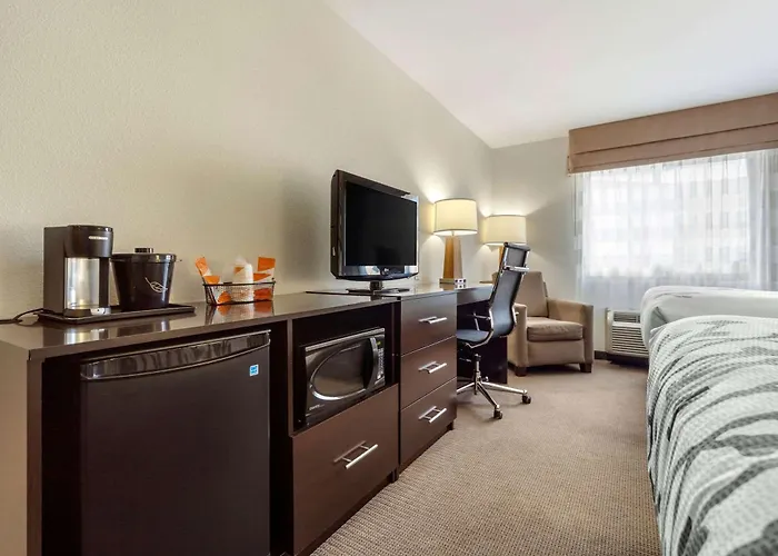 Sleep Inn&Suites Fargo Medical Center