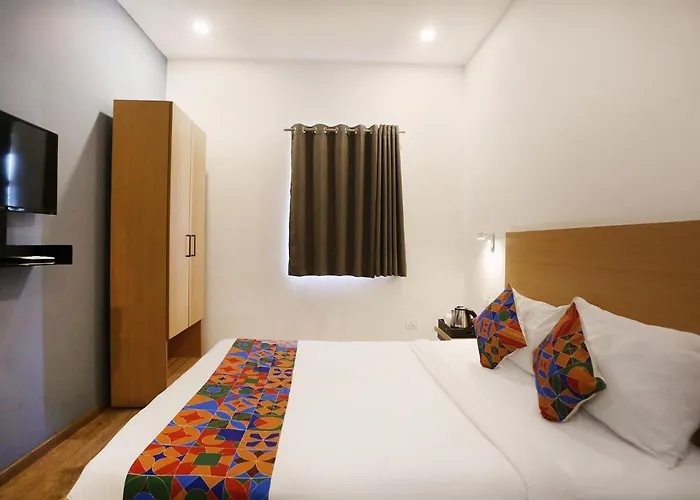 Fabhotel Vivek
