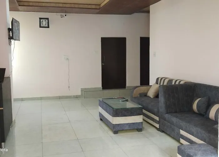 Hotel O Mohani Inn And Banquet